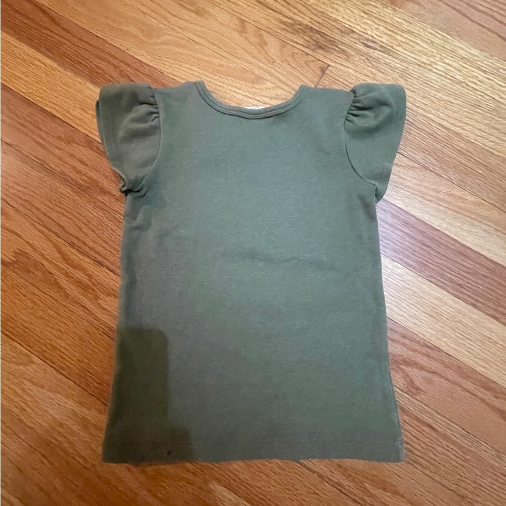 Little Road Co. Ruffle top - Picture 3 of 6